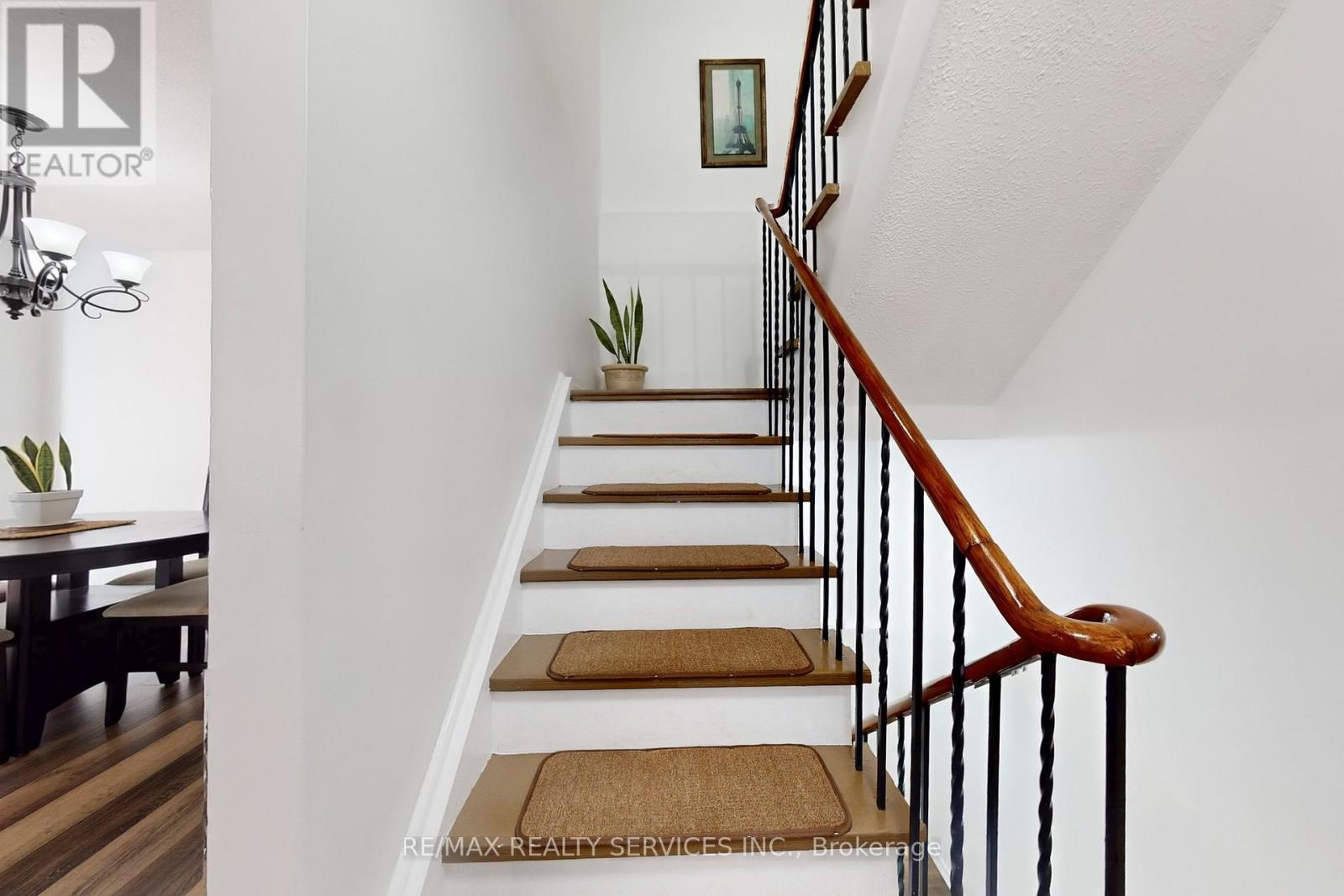 14 Bryant Court, Brampton, Ontario  L6X 2T1 - Photo 17 - W12728700