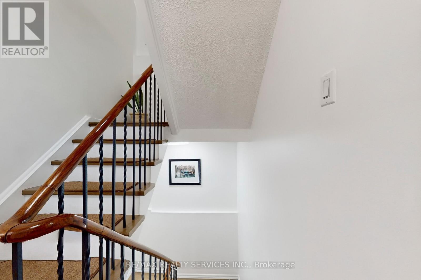 14 Bryant Court, Brampton, Ontario  L6X 2T1 - Photo 29 - W12728700