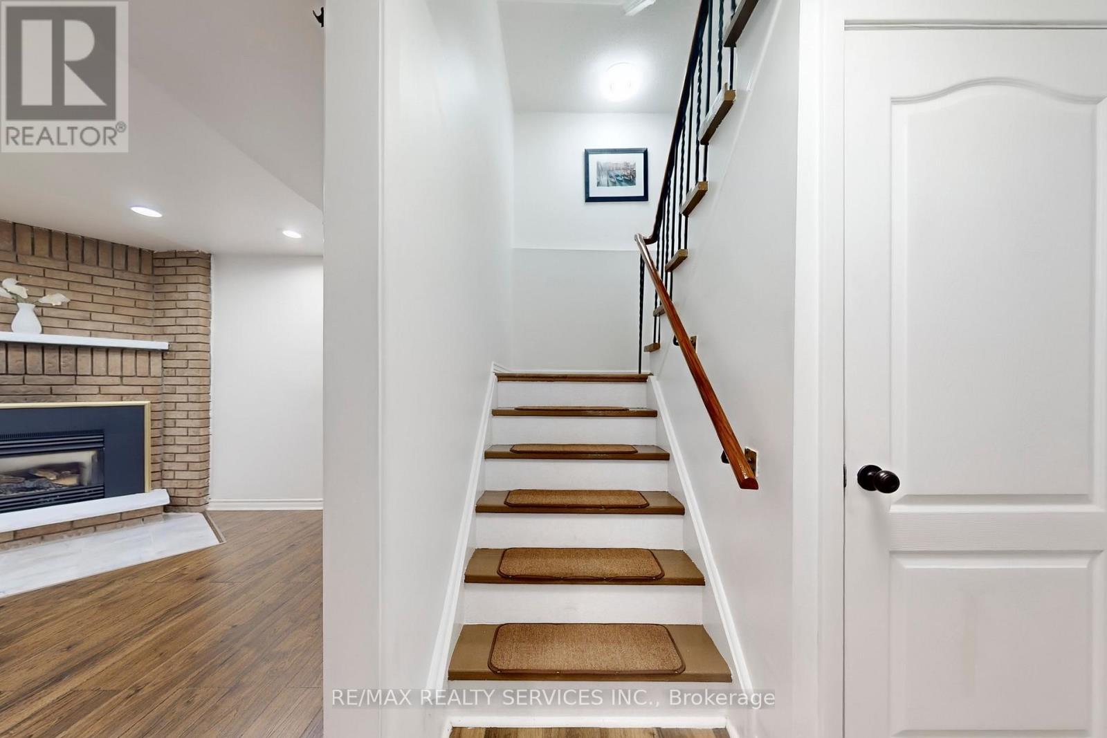 14 Bryant Court, Brampton, Ontario  L6X 2T1 - Photo 30 - W12728700