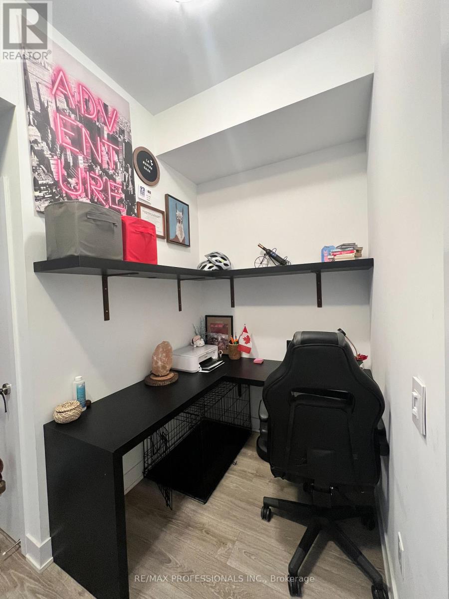 4304 - 20 Shore Breeze Drive, Toronto, Ontario  M8V 0C7 - Photo 7 - W12728742