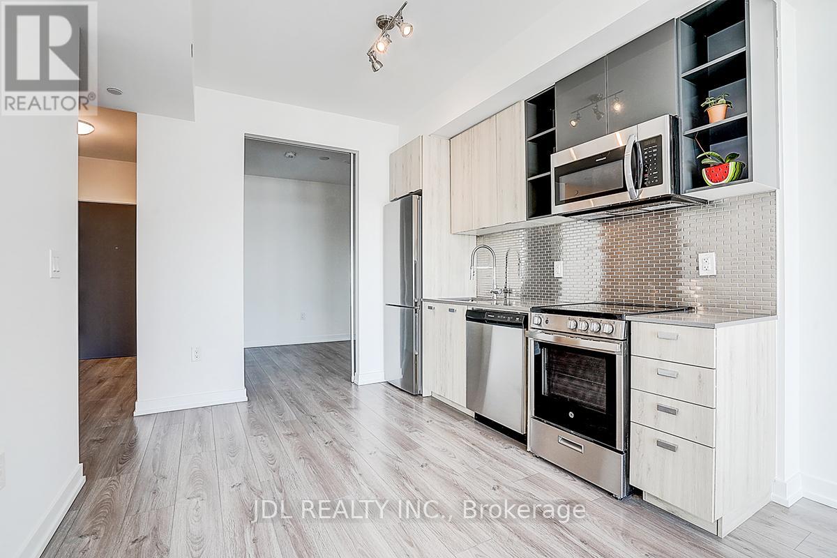 808 - 10 De Boers Drive, Toronto, Ontario  M3J 0G5 - Photo 16 - W12728764