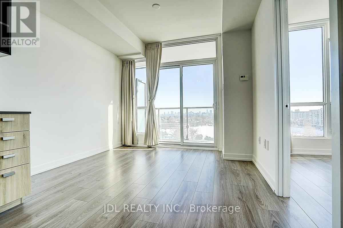 808 - 10 De Boers Drive, Toronto, Ontario  M3J 0G5 - Photo 23 - W12728764