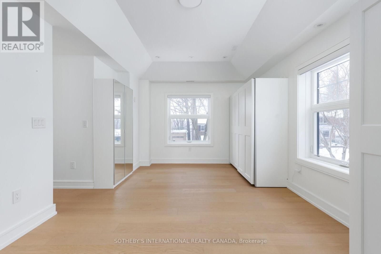 159 Humbervale Boulevard, Toronto, Ontario  M8Y 3P9 - Photo 25 - W12728770