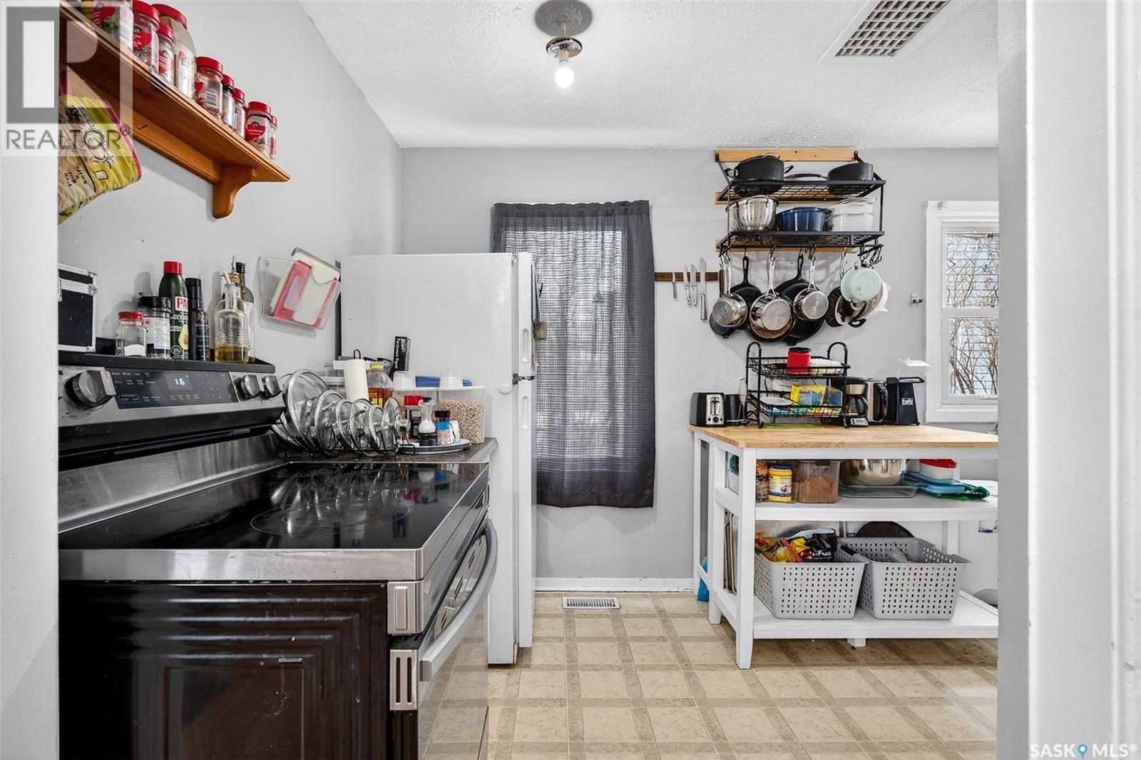 515 Coteau Street W, Moose Jaw, Saskatchewan  S6H 5E3 - Photo 8 - SK027370