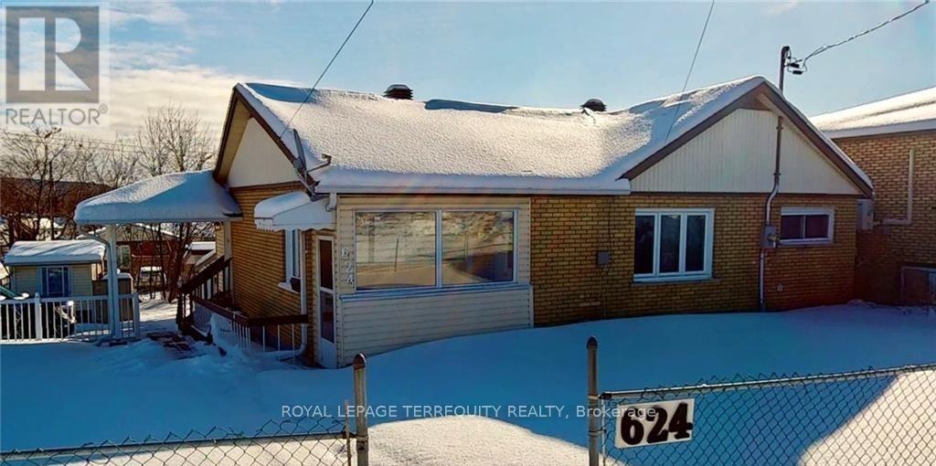 624 Stockdale Road, North Bay, Ontario  P1B 6L2 - Photo 1 - X12728620
