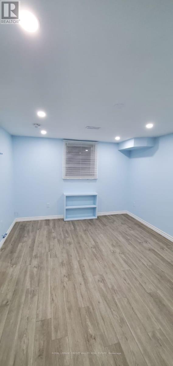 53 Carrington (Bsmt) Place, Guelph, Ontario  N1G 5C3 - Photo 10 - X12728734