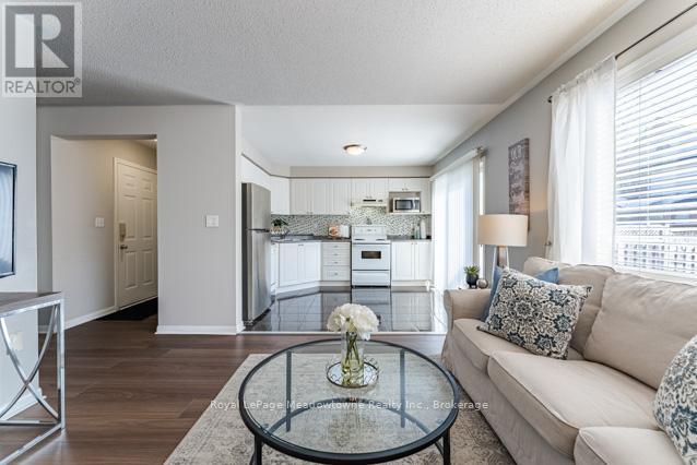 1637 Stover Crescent, Milton, Ontario  L9T 5N4 - Photo 11 - W12728882