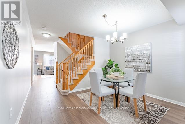 1637 Stover Crescent, Milton, Ontario  L9T 5N4 - Photo 6 - W12728882