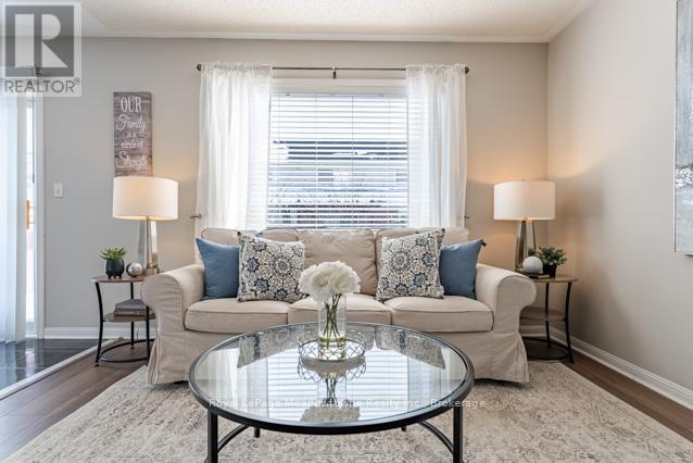 1637 Stover Crescent, Milton, Ontario  L9T 5N4 - Photo 9 - W12728882