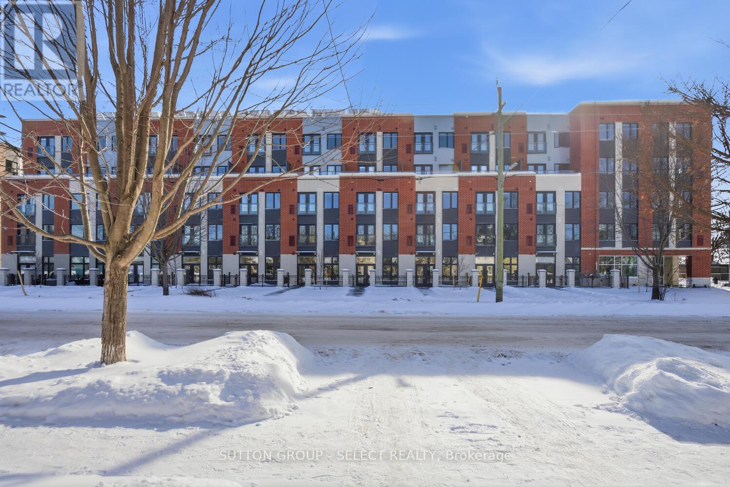 109 - 351 Hill Street, London East, Ontario  N6B 2M1 - Photo 1 - X12690426