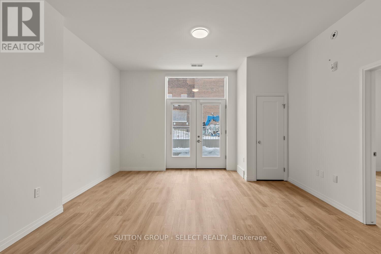 109 - 351 Hill Street, London East, Ontario  N6B 2M1 - Photo 16 - X12690426