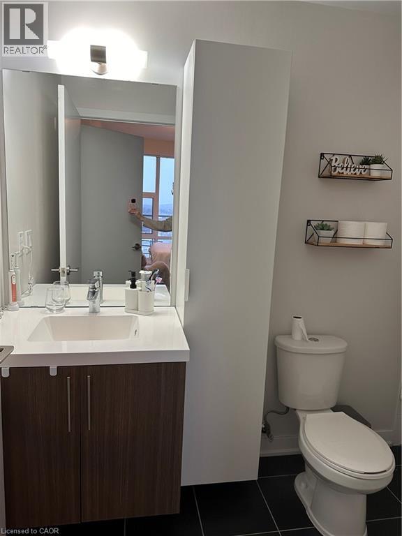 85 Duke Street W Unit# 1408, Kitchener, Ontario  N2H 0B7 - Photo 9 - 40800868