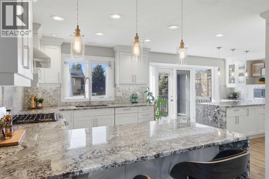 88 Woodfield Crescent Sw, Calgary, Alberta  T2W 3W4 - Photo 14 - A2278930