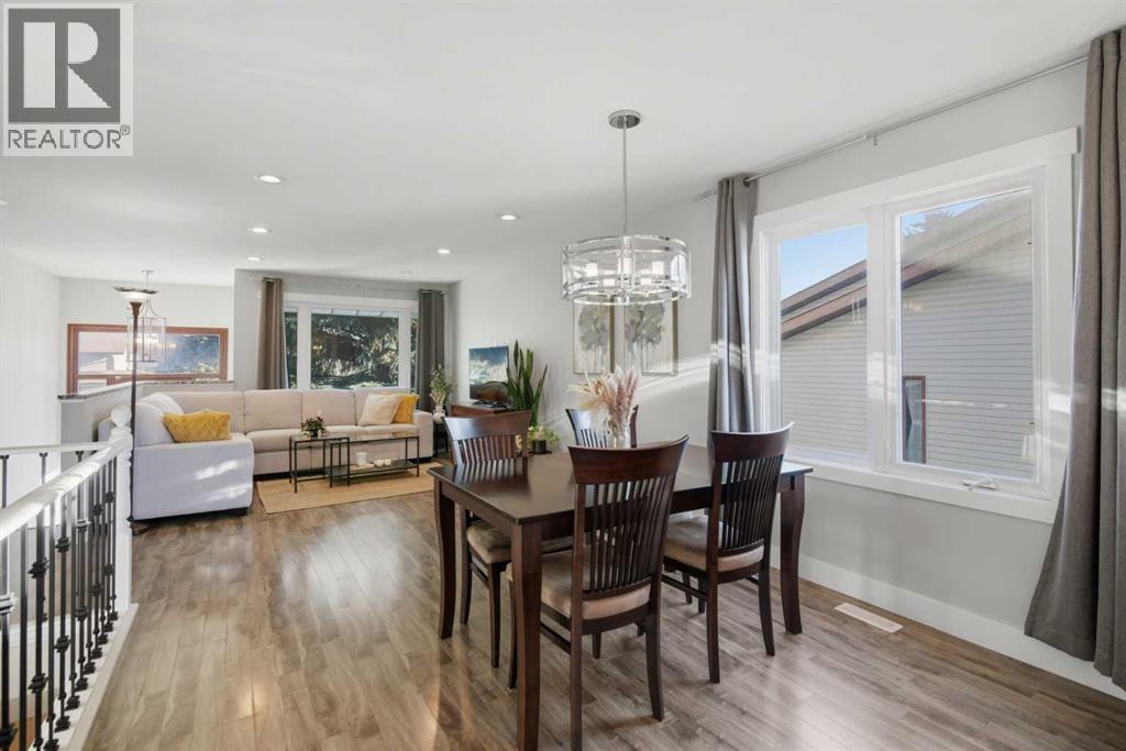 88 Woodfield Crescent Sw, Calgary, Alberta  T2W 3W4 - Photo 10 - A2278930