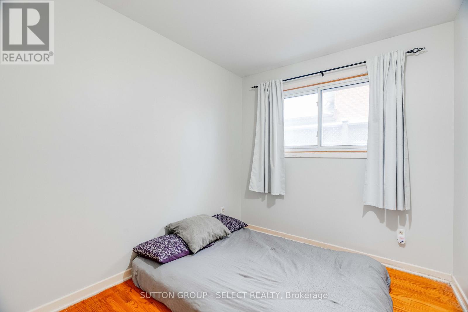 58 Villeneuve Crescent, London East, Ontario  N5V 1M8 - Photo 15 - X12728780