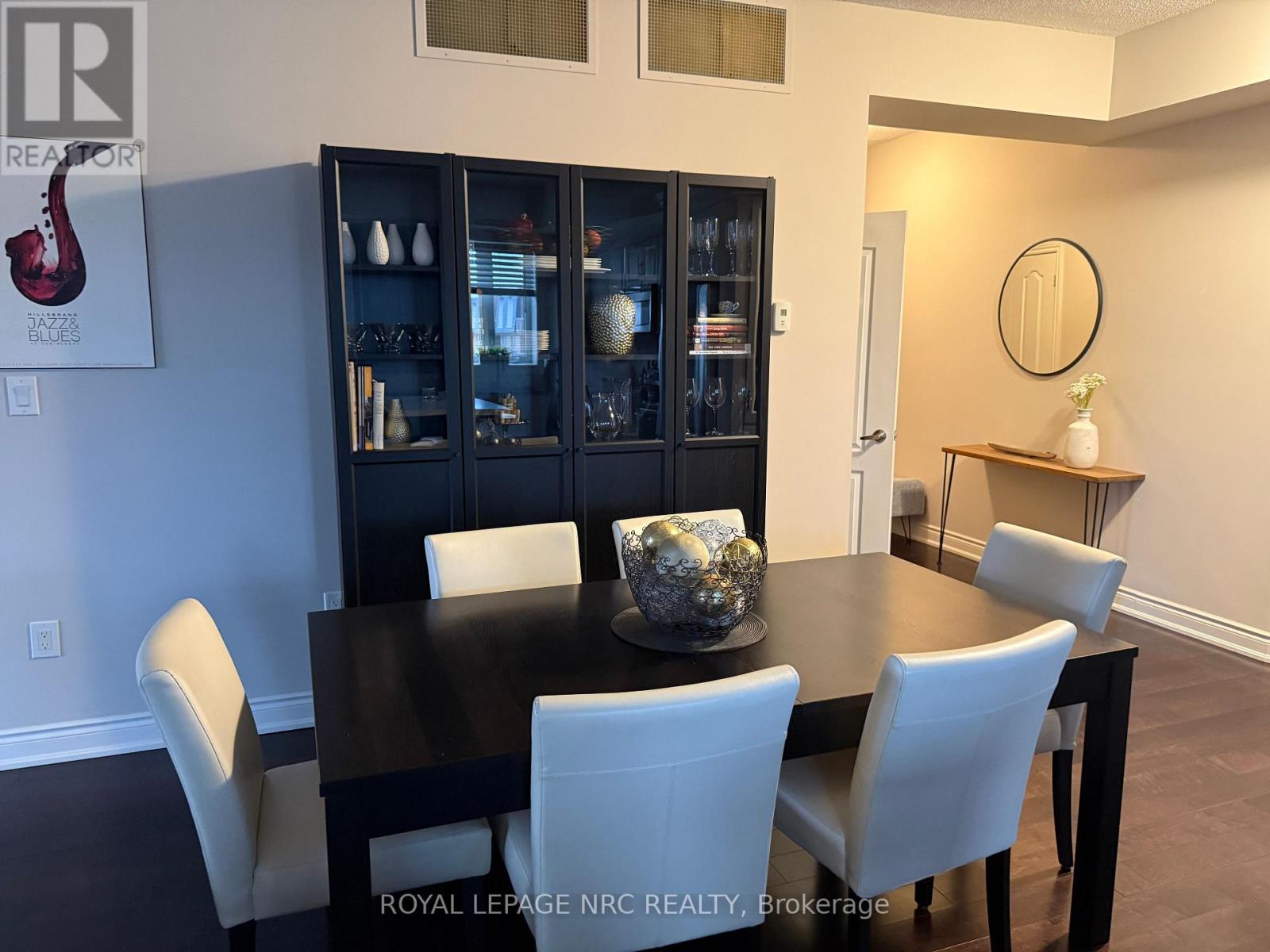 418 - 8111 Forest Glen Drive, Niagara Falls, Ontario  L2H 2Y7 - Photo 4 - X12728590