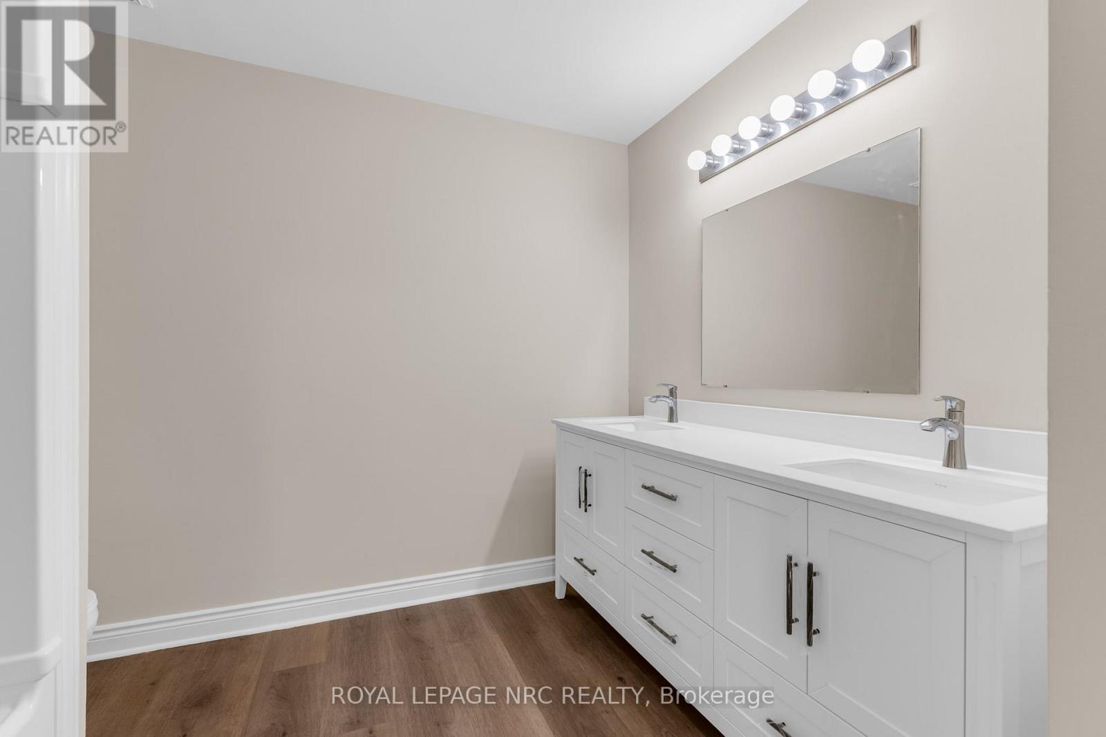 20 - 110 Silvan Drive, Welland, Ontario  L3C 6Z5 - Photo 17 - X12728818