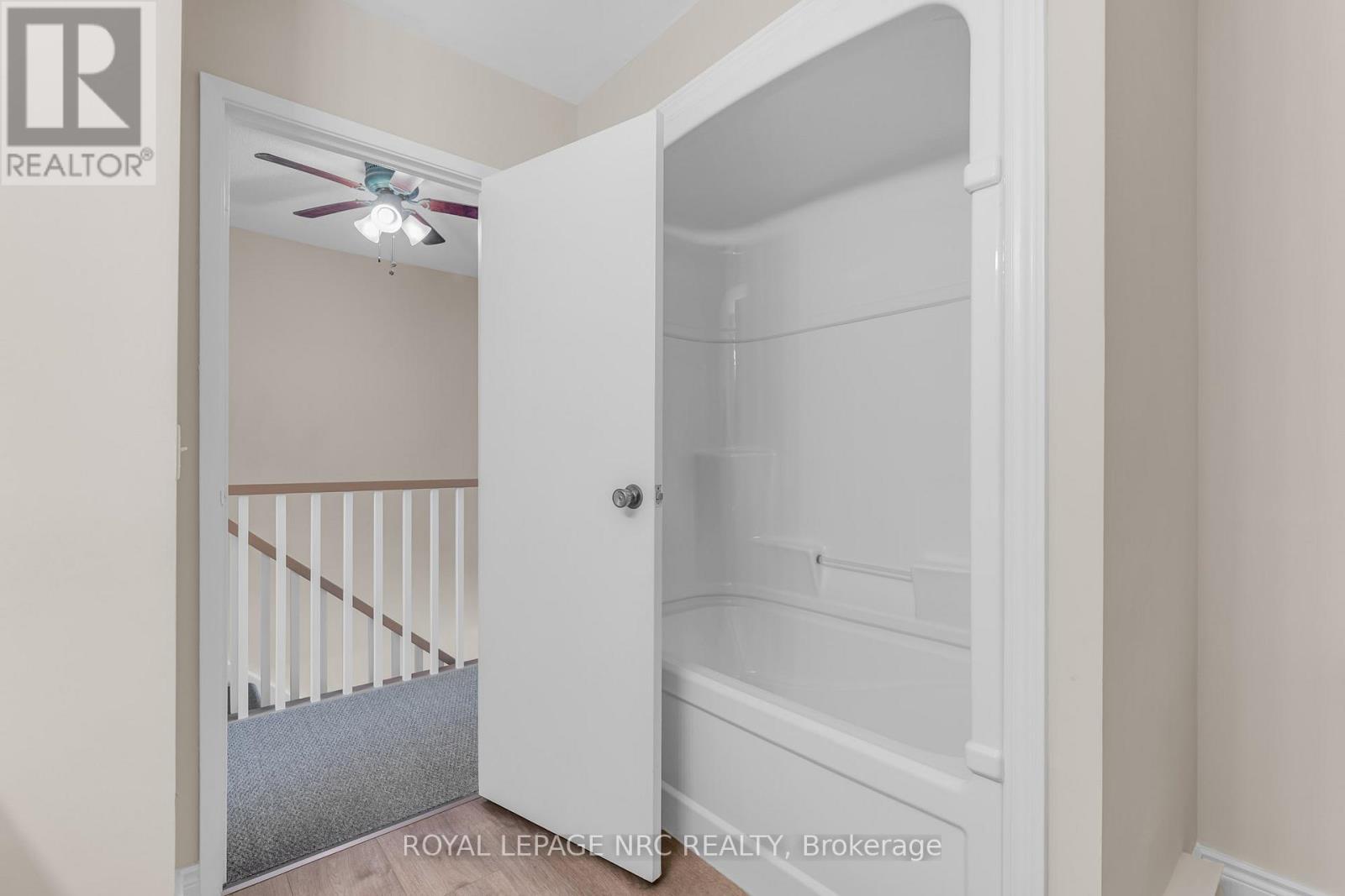 20 - 110 Silvan Drive, Welland, Ontario  L3C 6Z5 - Photo 18 - X12728818