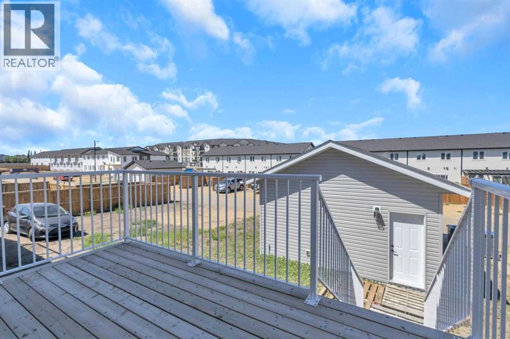 9 Ian Way, Sylvan Lake, Alberta  T4S 0W5 - Photo 9 - A2281258