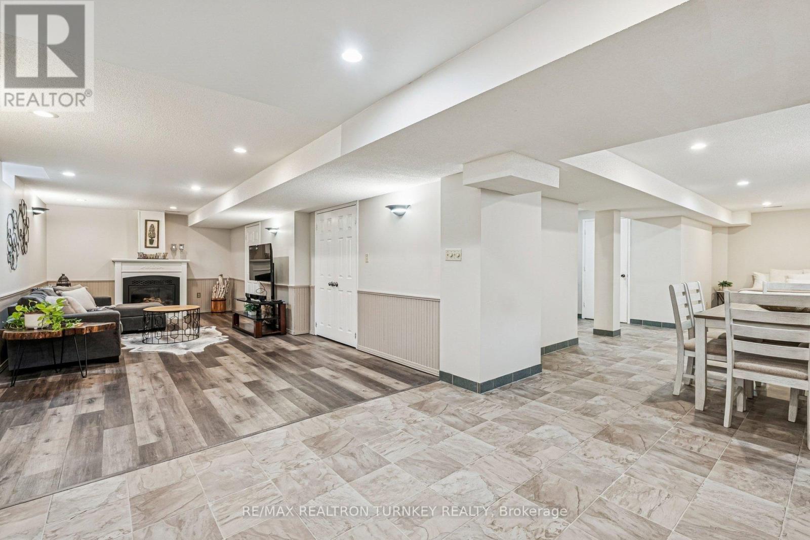 618 Ponting Place, Newmarket, Ontario  L3X 1T4 - Photo 41 - N12718066