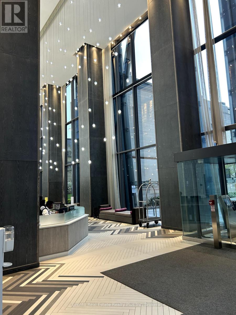 Lph3 - 1080 Bay Street, Toronto, Ontario  M5S 0A5 - Photo 11 - C12097156