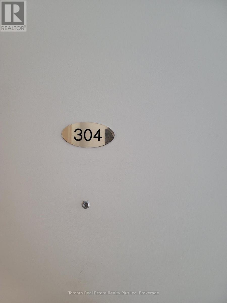 304 - 312 Douglas Avenue, Toronto, Ontario  M5M 1H1 - Photo 13 - C12413338