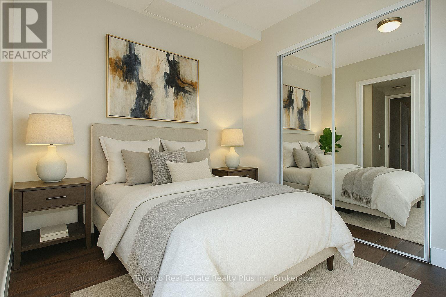 1605 - 85 Bloor Street E, Toronto, Ontario  M4W 3Y1 - Photo 4 - C12204548