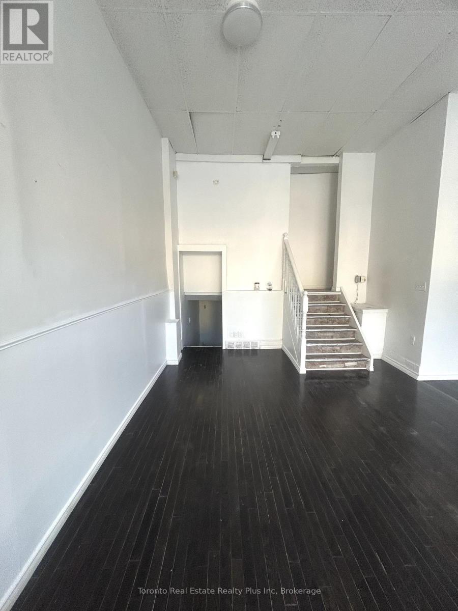 Front - 1293 Gerrard Street E, Toronto, Ontario  M4L 1Y8 - Photo 4 - E12386369