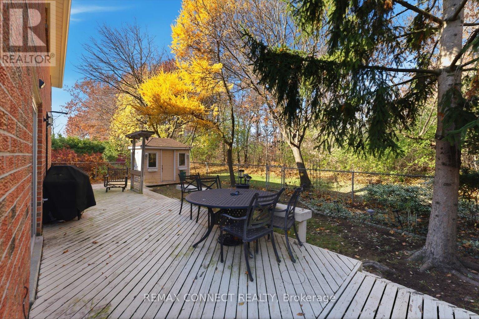 4307 Garnetwood Chase, Mississauga, Ontario  L4W 2H1 - Photo 40 - W12626926