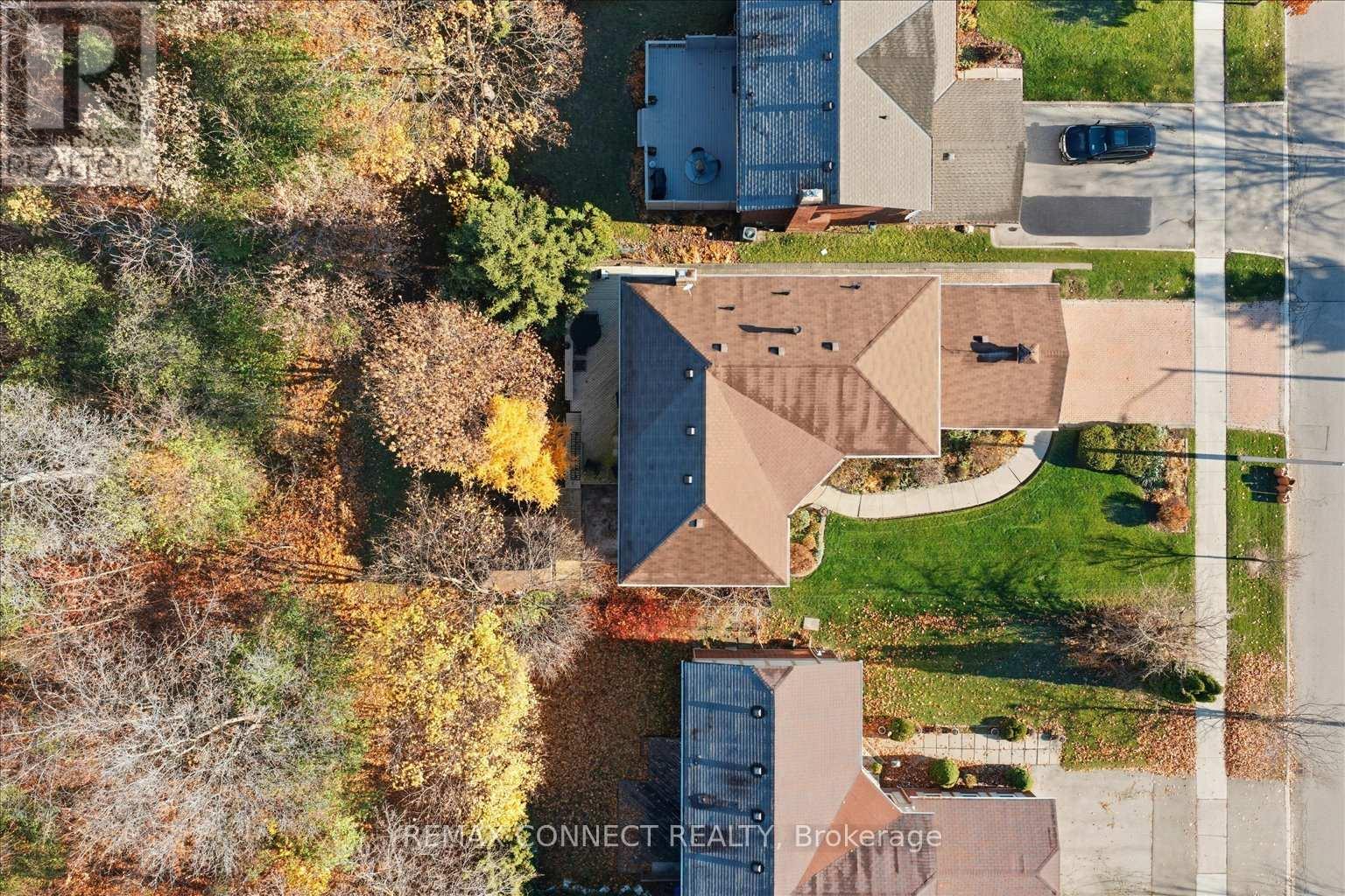 4307 Garnetwood Chase, Mississauga, Ontario  L4W 2H1 - Photo 45 - W12626926