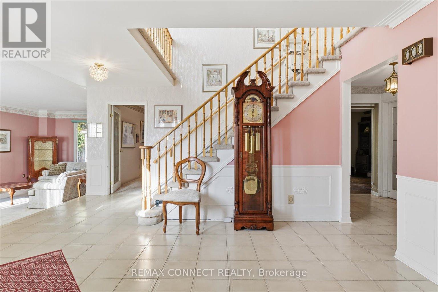 4307 Garnetwood Chase, Mississauga, Ontario  L4W 2H1 - Photo 7 - W12626926