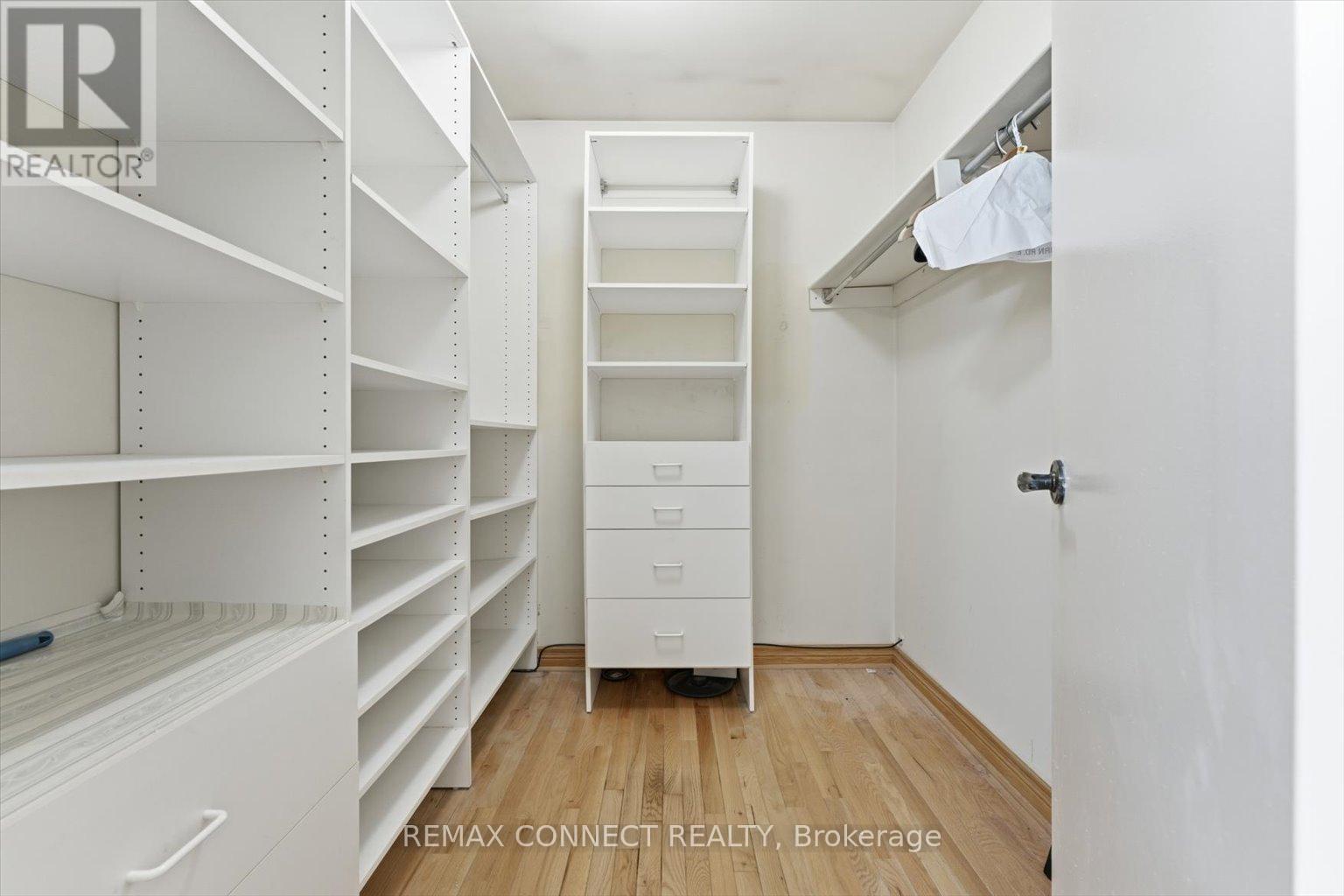 4307 Garnetwood Chase, Mississauga, Ontario  L4W 2H1 - Photo 23 - W12626926