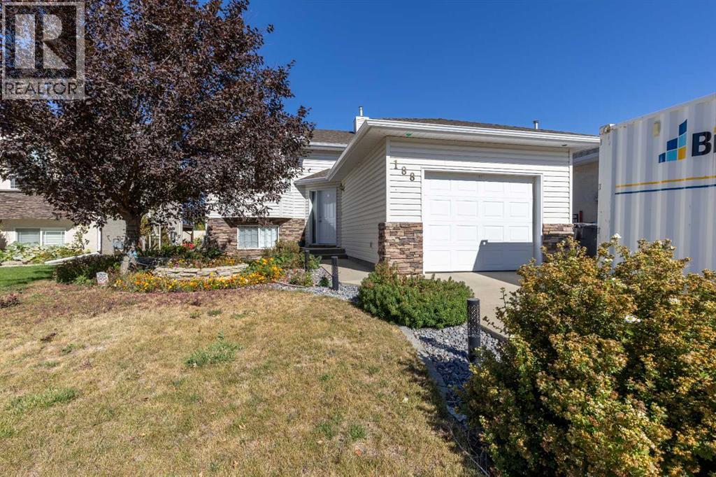 188 Cougar Way N, Lethbridge, Alberta  T1H 6P4 - Photo 2 - A2271467