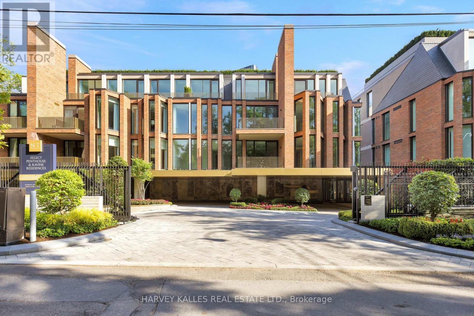 105 - 7 Dale Avenue, Toronto, Ontario  M4W 1K2 - Photo 2 - C12728776