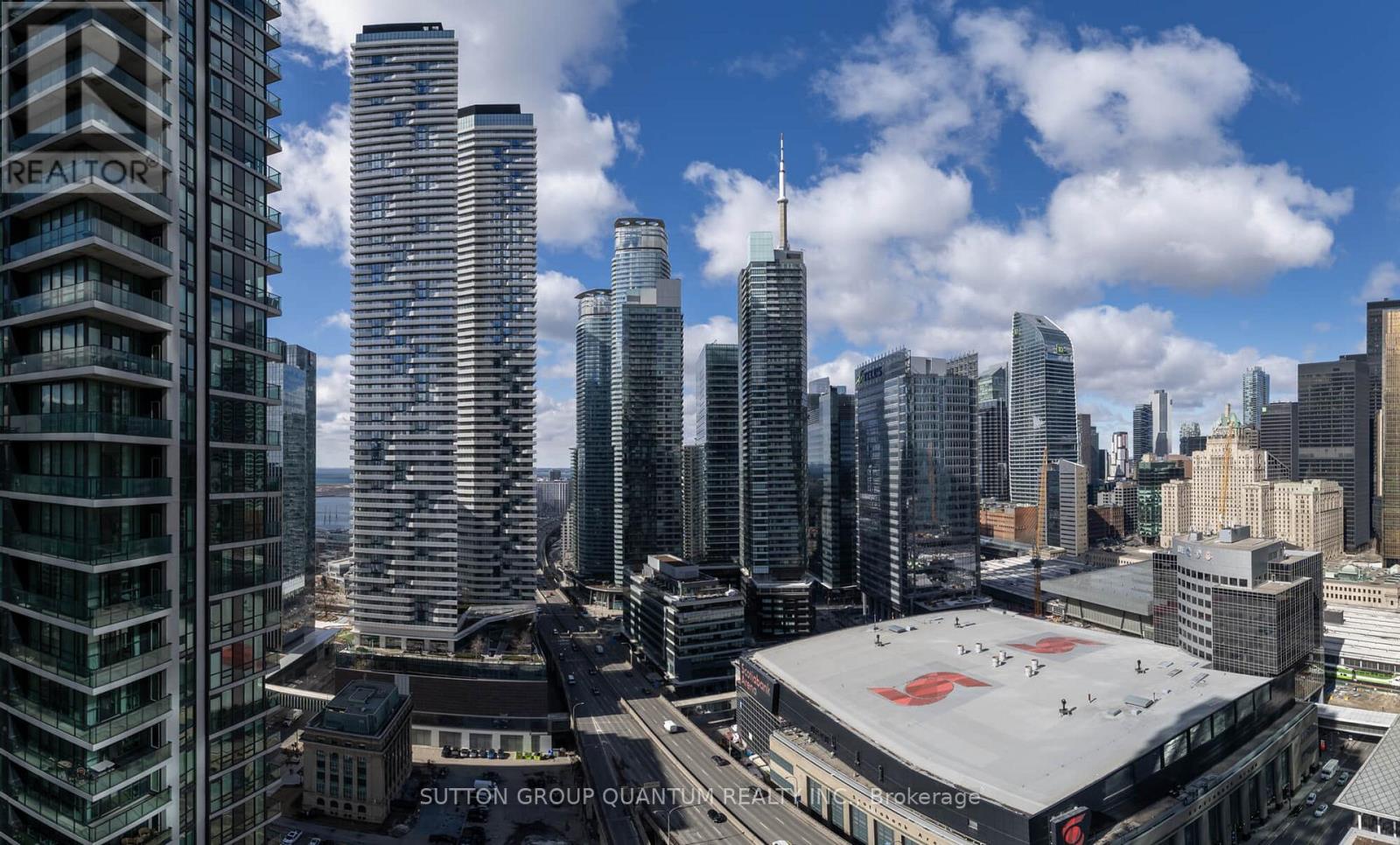 2901 - 18 HARBOUR STREET, Toronto, Ontario