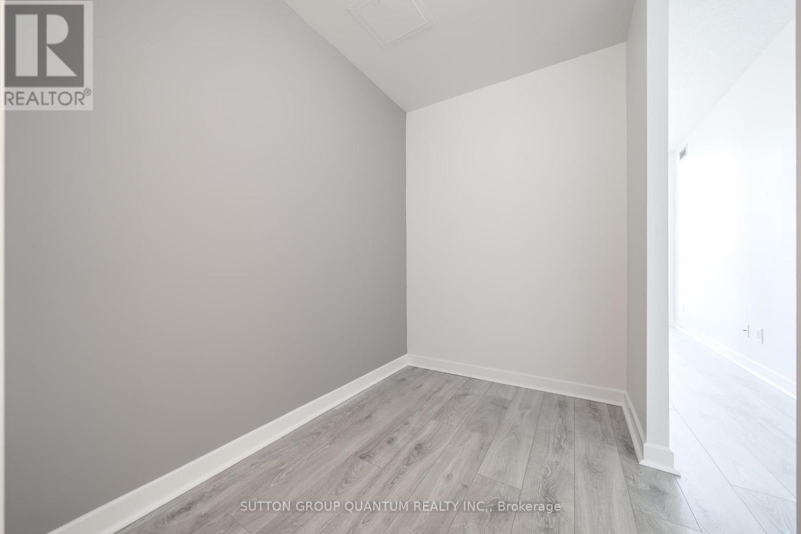 2901 - 18 Harbour Street, Toronto, Ontario  M5J 2Z6 - Photo 17 - C12728816