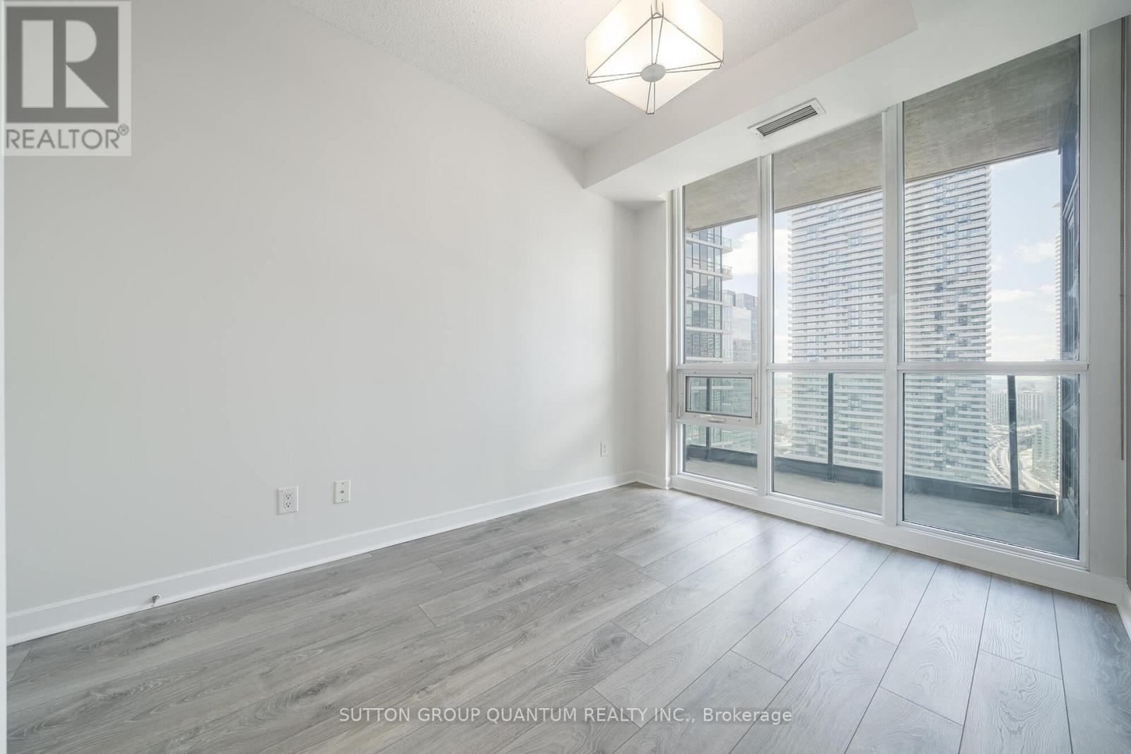 2901 - 18 Harbour Street, Toronto, Ontario  M5J 2Z6 - Photo 21 - C12728816