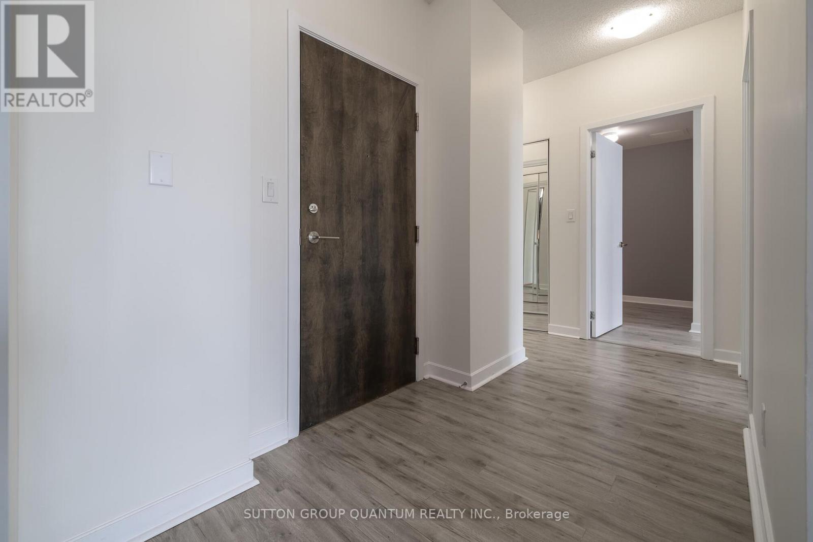 2901 - 18 Harbour Street, Toronto, Ontario  M5J 2Z6 - Photo 3 - C12728816