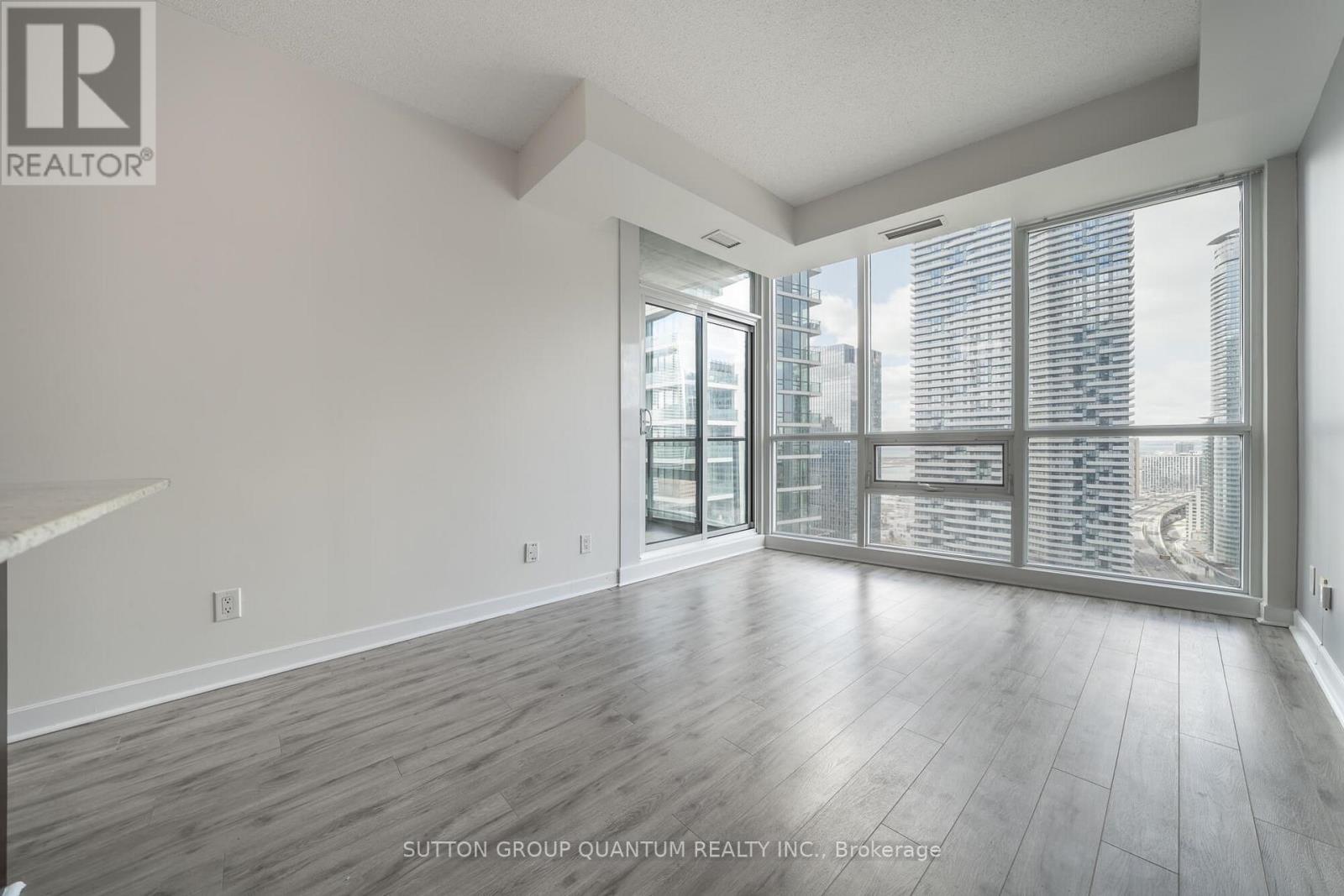 2901 - 18 Harbour Street, Toronto, Ontario  M5J 2Z6 - Photo 9 - C12728816