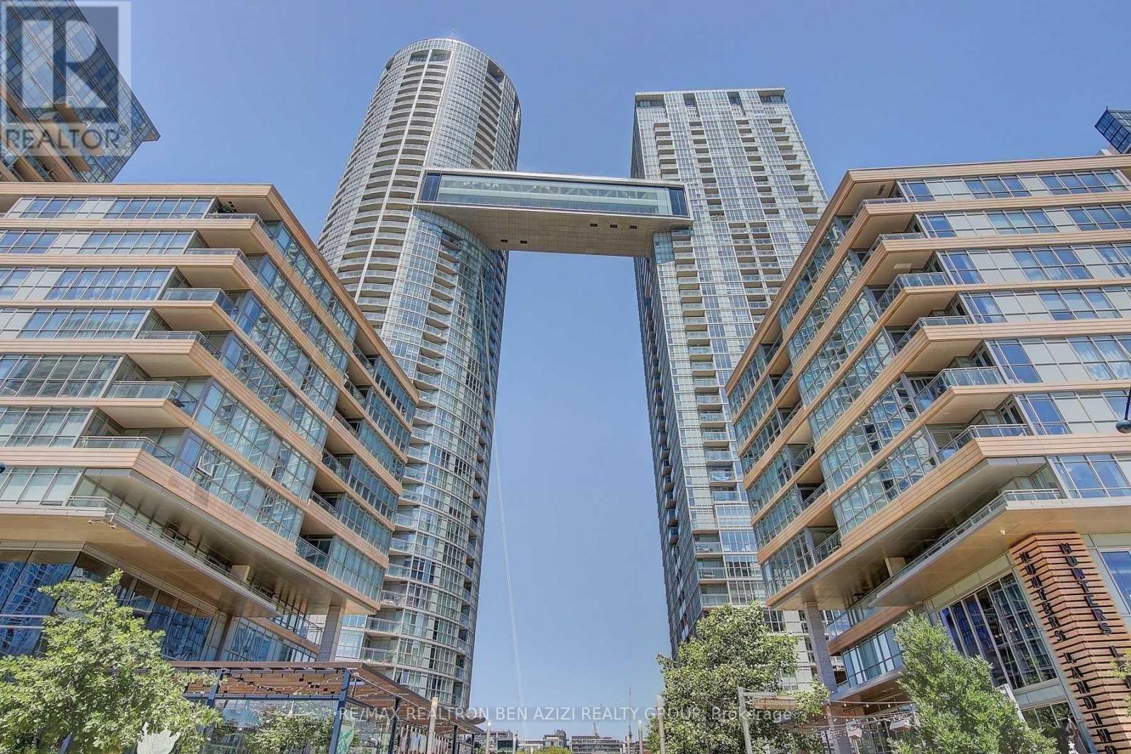 3912 - 15 ICEBOAT TERRACE, Toronto, Ontario