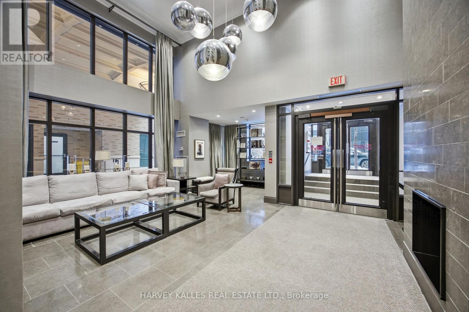 1111 - 35 Hayden Street, Toronto, Ontario  M4Y 3C3 - Photo 5 - C12728824