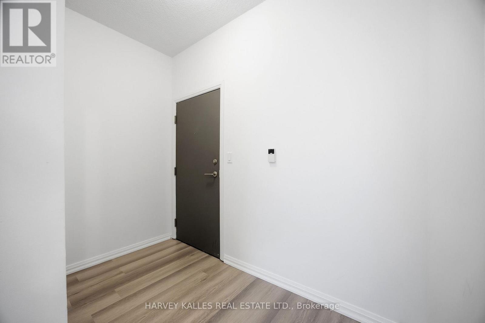 1111 - 35 Hayden Street, Toronto, Ontario  M4Y 3C3 - Photo 6 - C12728824