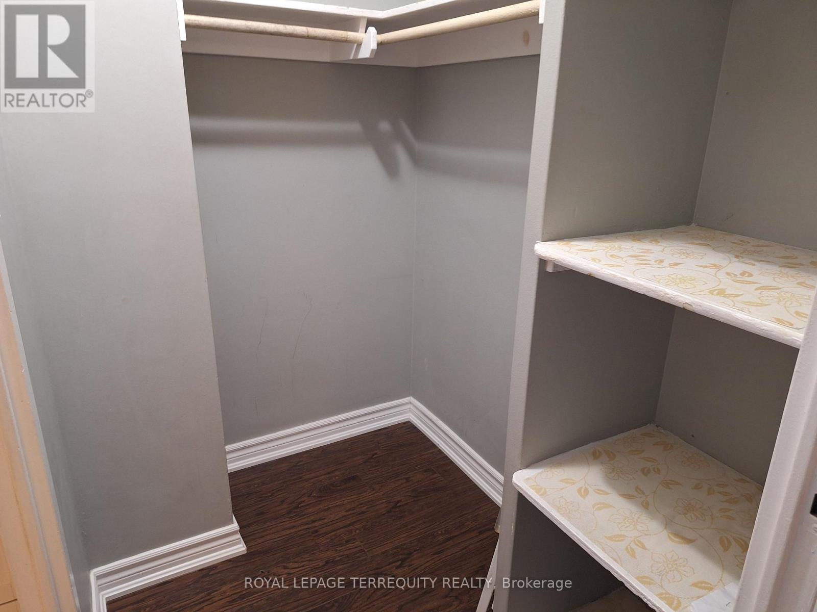 1505 - 40 Homewood Avenue, Toronto, Ontario  M4Y 2K2 - Photo 7 - C12728874