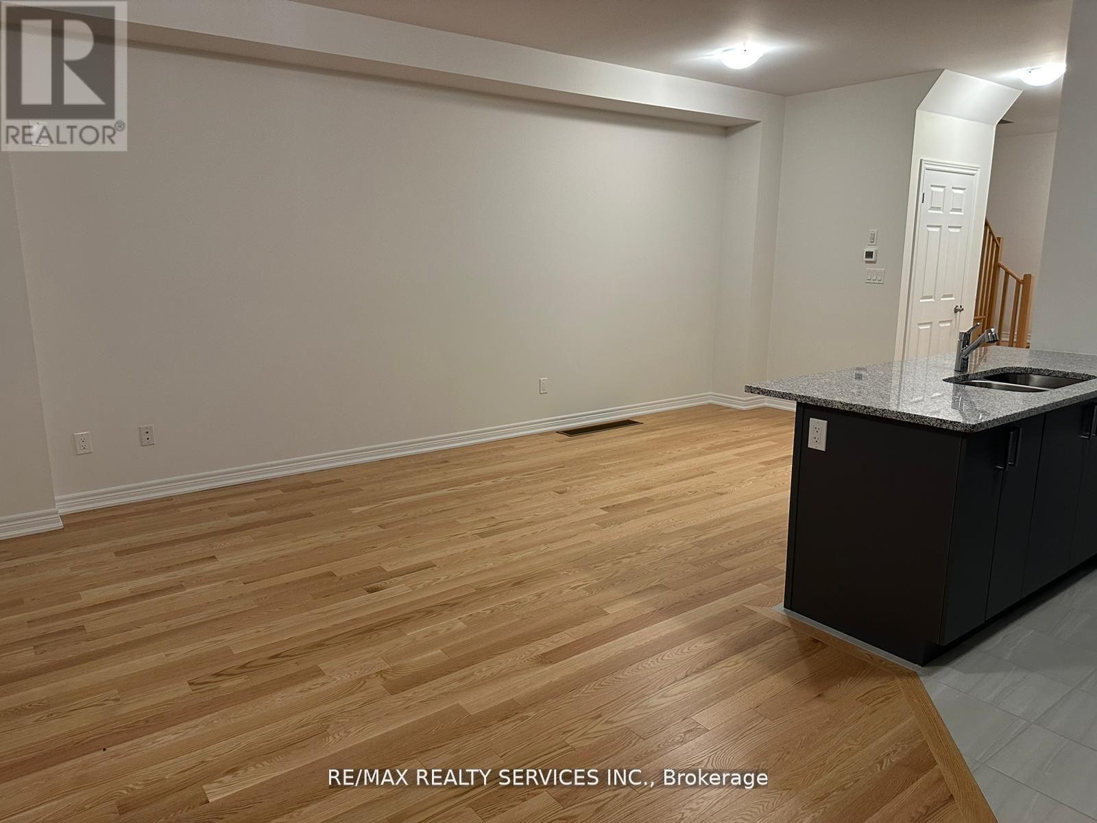 93 Air Dancer Crescent, Oshawa, Ontario  L1L 0V3 - Photo 13 - E12728814