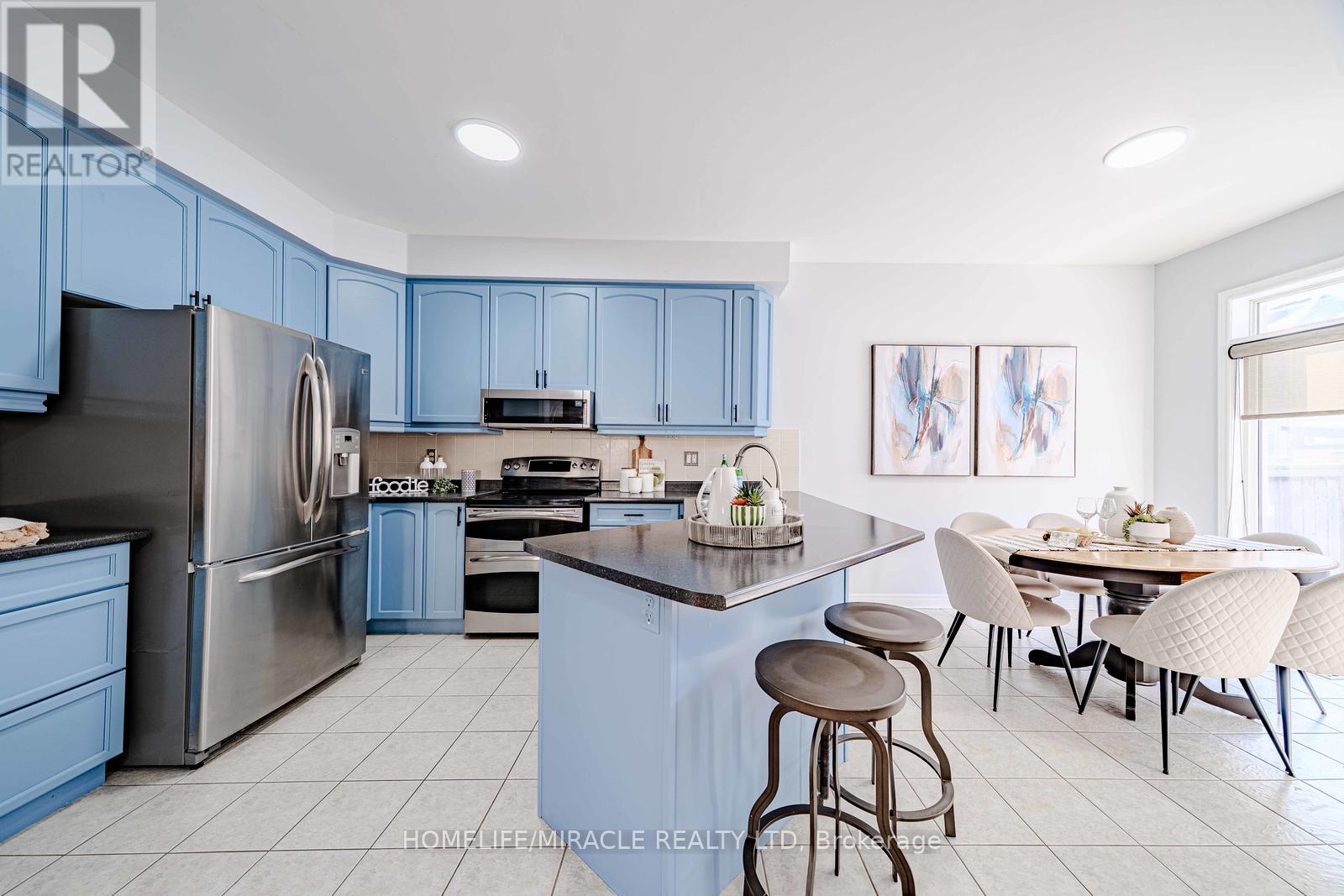 113 James Govan Drive, Whitby, Ontario  L1N 0H4 - Photo 11 - E12728834