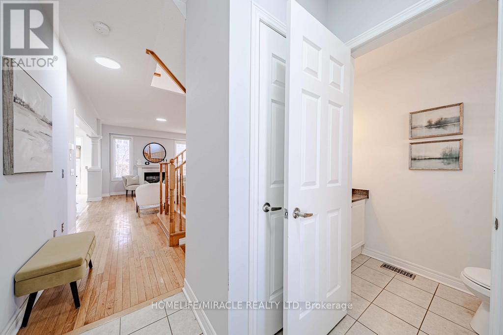 113 James Govan Drive, Whitby, Ontario  L1N 0H4 - Photo 4 - E12728834