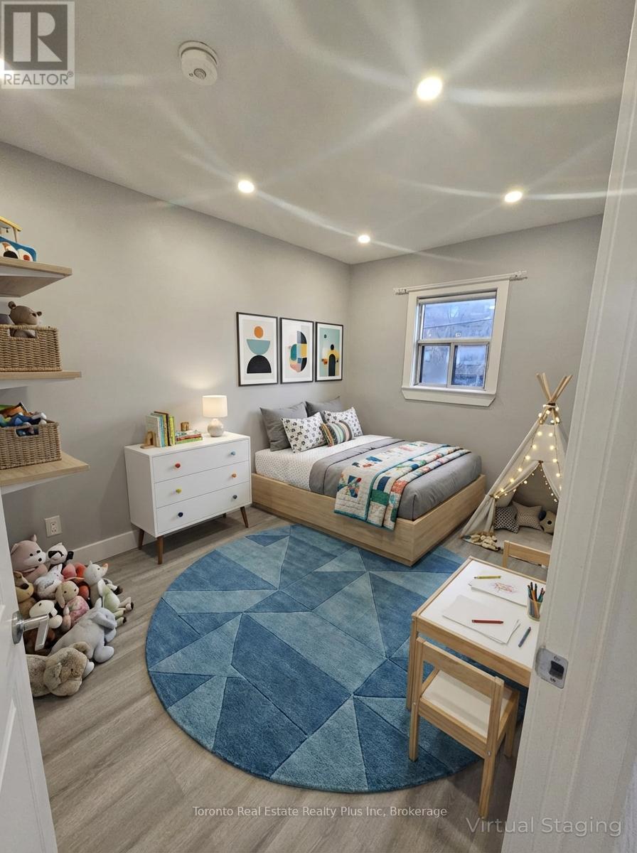 201 - 1566 Avenue Road, Toronto, Ontario  M5M 3X6 - Photo 3 - C12710028