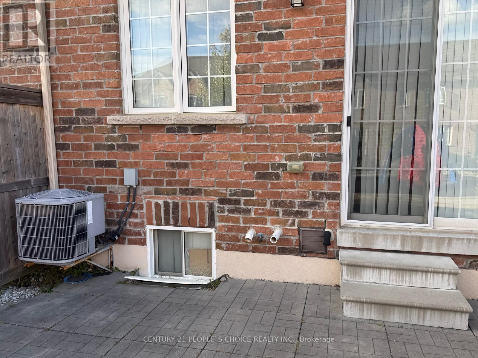 78 Utopia Way, Brampton, Ontario  L6P 4A5 - Photo 14 - W12665742