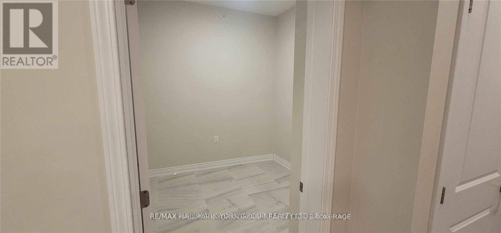 102 - 32 Wellington Street E, Aurora, Ontario  L4G 1H5 - Photo 10 - N12728850