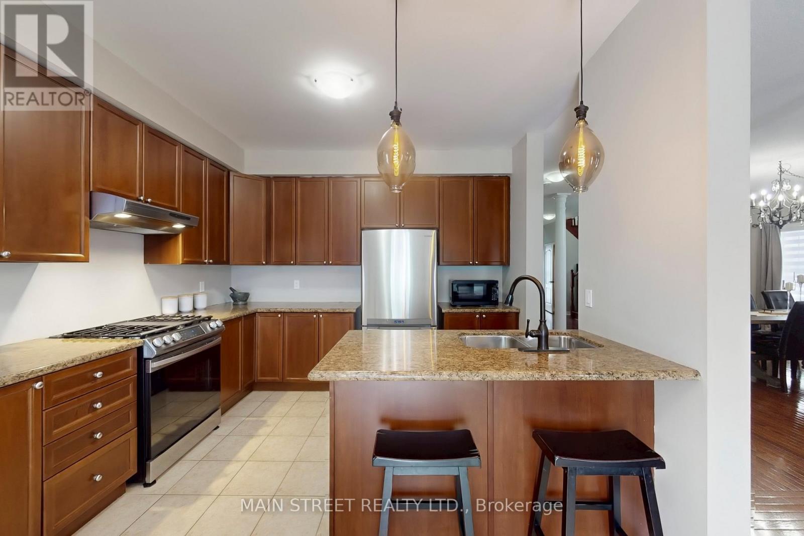 58 Tudor Crescent, Barrie (Innis-Shore), Ontario  L4M 0A7 - Photo 16 - S12728782